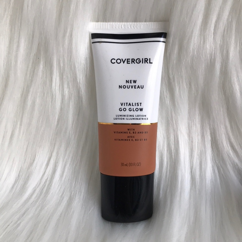 Covergirl New Vitalist Go Glow 2 Sunkissed